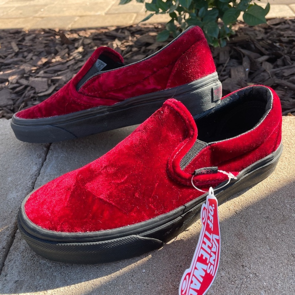 VANS Velvet Slip-ons Oxblood (size 5.5)